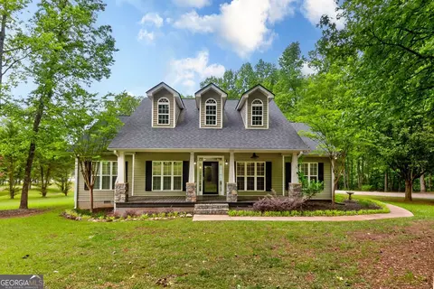 301 Summit Heights Dr, Nicholson, GA 30565