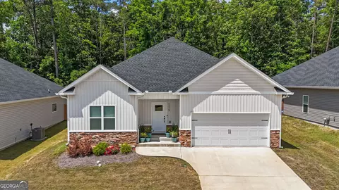 119 Garrett Ln, Bonaire, GA 31005
