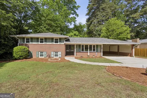 688 Huntington Pl SE, Marietta, GA 30067