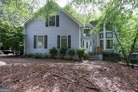140 Autumn Moon Trl, Fayetteville, GA 30215