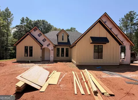 272 Hidden Meadows Dr, Gay, GA 30218