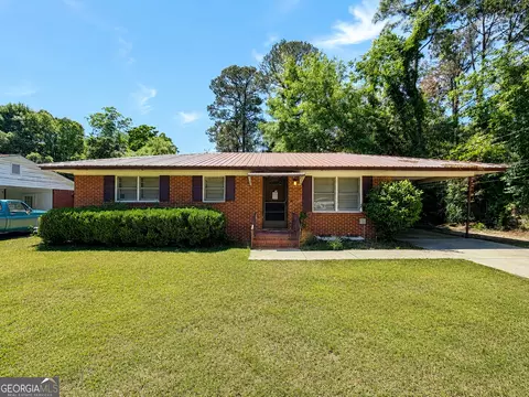 1014 Goff St, Tifton, GA 31794
