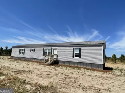 1153 Midway Church Rd, Baxley, GA 31513