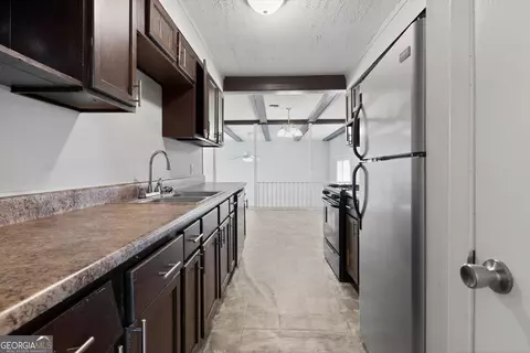 Kitchen - 1926 Dunham Ct, Augusta, GA 30906 photo 3 of 5