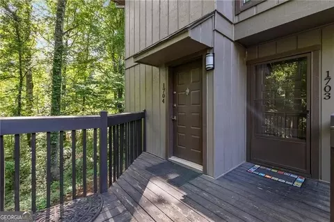 1704 Cumberland Ct SE, Smyrna, GA 30080