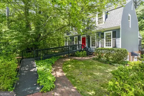 318 Burke Cir, Mcdonough, GA 30253