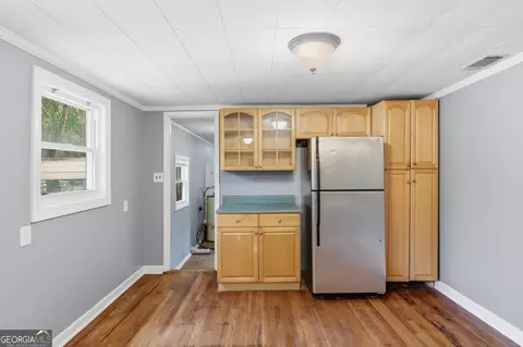 Kitchen - 515 E 4th St, Rincon, GA 31326 photo 3 of 4
