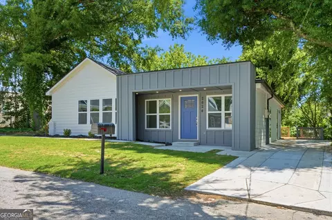 2624 Peyton Rd NW, Atlanta, GA 30318