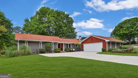 2987 Overwood Ln, Snellville, GA 30078