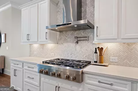 Kitchen - 106 Summit View Ct, Canton, GA 30114 photo 2 of 8