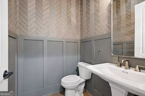 Bath - 106 Summit View Ct, Canton, GA 30114 photo 6 of 6