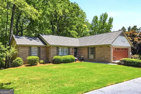 70 Lindley Ave NW, Marietta, GA 30064