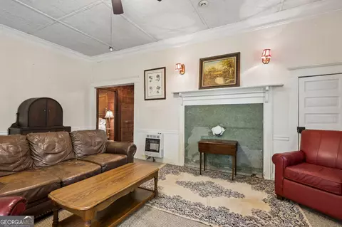 Living - 329 Gilbert Rd, Jefferson, GA 30549 photo 3 of 3