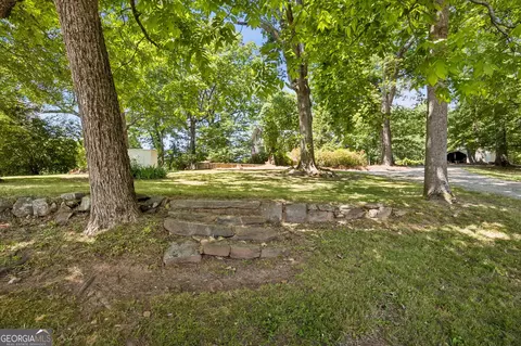 Exterior - 329 Gilbert Rd, Jefferson, GA 30549 photo 7 of 13