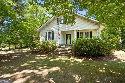 Exterior - 329 Gilbert Rd, Jefferson, GA 30549 photo 2 of 13
