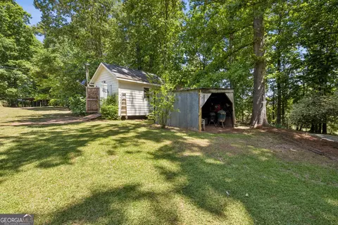 Exterior - 329 Gilbert Rd, Jefferson, GA 30549 photo 12 of 13