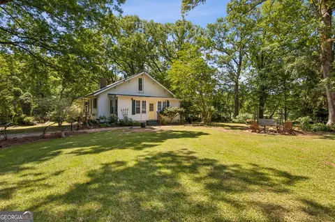 Exterior - 329 Gilbert Rd, Jefferson, GA 30549 photo 10 of 13