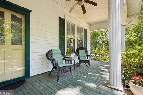 Exterior - 329 Gilbert Rd, Jefferson, GA 30549 photo 3 of 13