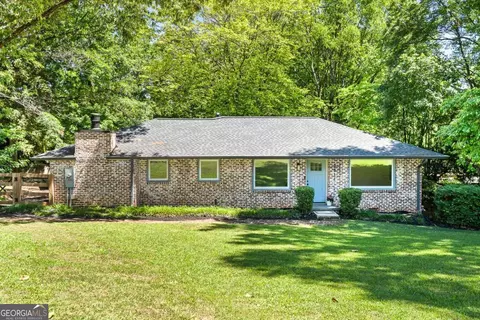3811 Hillcrest Dr SE, Smyrna, GA 30080