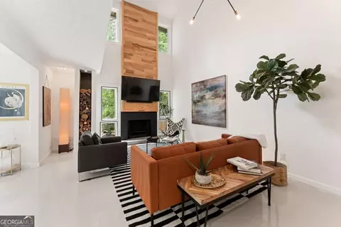 2498 Cedar Brk E, Marietta, GA 30067