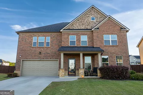 240 Aspen Valley Dr, Loganville, GA 30052