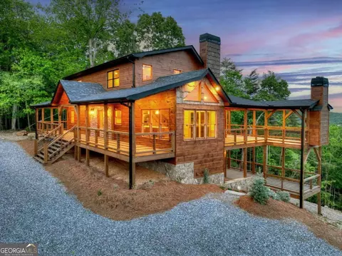 291 Pine Pass Cir, Mineral Bluff, GA 30559