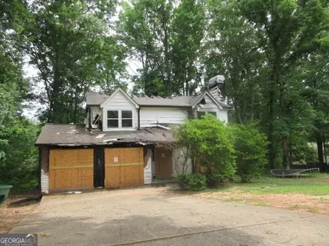 5333 Greenhedge Trl, Stone Mountain, GA 30088