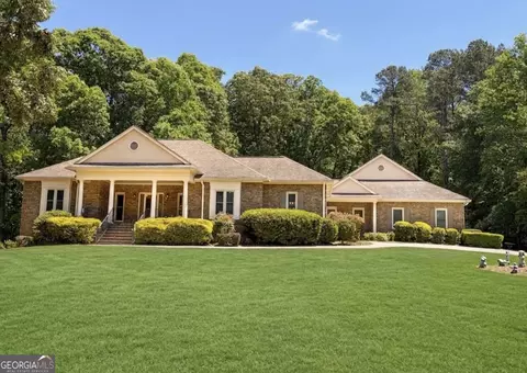 220 North Dr, Fayetteville, GA 30214