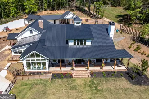 228 Grey Squirrel Pt, Talking Rock, GA 30175