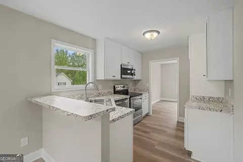 Kitchen - 102 Woodside Ct, Temple, GA 30179 photo 1 of 4