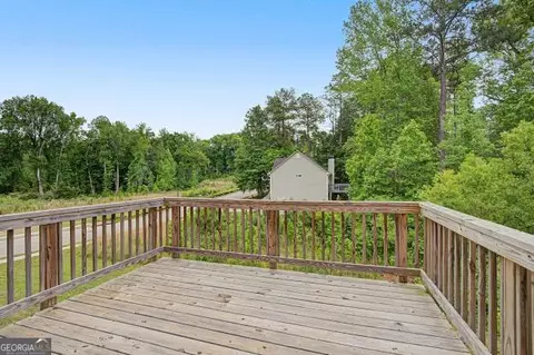 Exterior - 102 Woodside Ct, Temple, GA 30179 photo 6 of 9