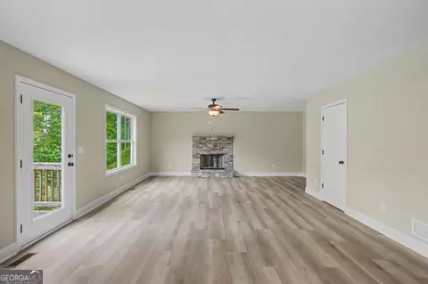 Living - 102 Woodside Ct, Temple, GA 30179 photo 2 of 6