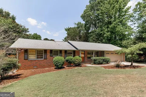 1141 Tuxedo Ln, Watkinsville, GA 30677