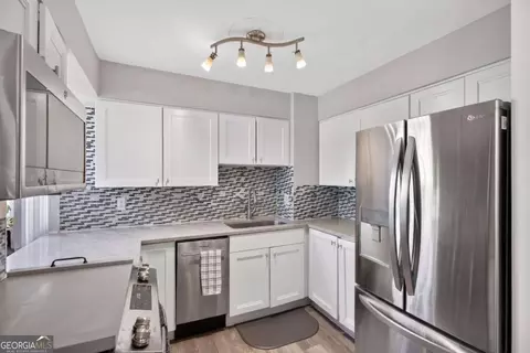 2479 Peachtree Rd NE #214, Atlanta, GA 30305