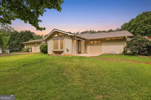 31 Addington Ct, Toccoa, GA 30577