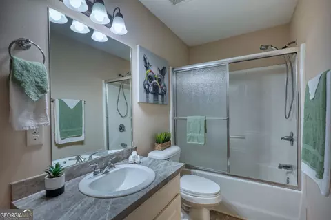 Bath - 1505 Mill Creek Rd, Bethlehem, GA 30620 photo 6 of 7