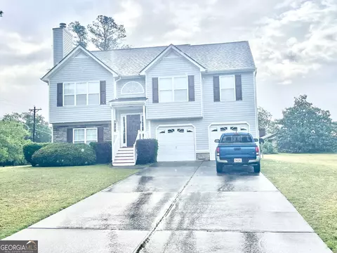 100 Hawthorn Dr, Carrollton, GA 30116