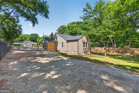 Exterior - 177 Bryan St, Mcdonough, GA 30253 photo 5 of 6