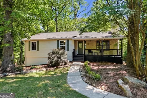 4001 Wylie Ln, Powder Springs, GA 30127