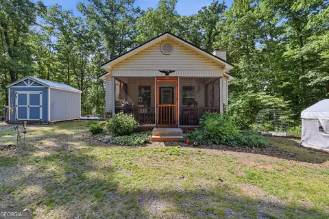 55 Deavours Ln, Cleveland, GA 30528