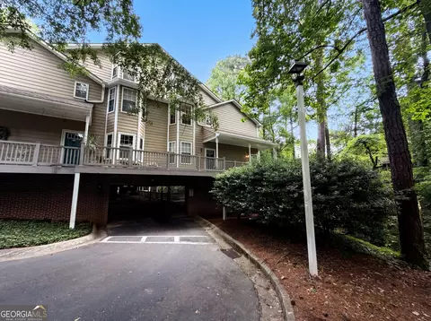 4491 Pineridge Cir, Atlanta, GA 30338
