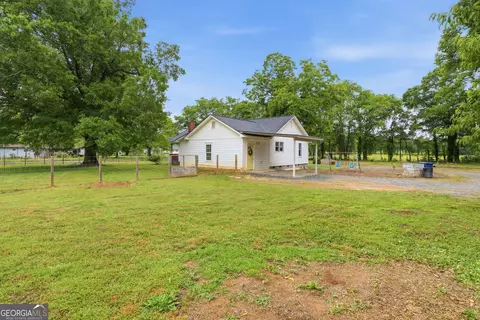 Exterior - 75 NE Bert Rd, Rome, GA 30161 photo 5 of 7