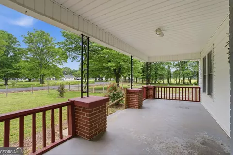 Exterior - 75 NE Bert Rd, Rome, GA 30161 photo 2 of 7