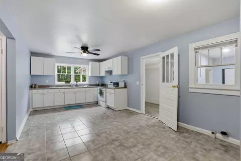 Entry Way - 75 NE Bert Rd, Rome, GA 30161 photo 1 of 2