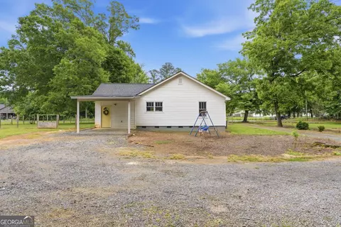Exterior - 75 NE Bert Rd, Rome, GA 30161 photo 4 of 7
