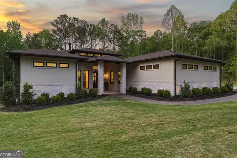 249 Mabry Pkwy, Whitesburg, GA 30185
