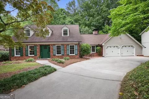 475 Tanacrest Dr, Atlanta, GA 30328