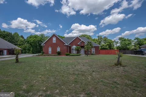 644 Trails End Cir, Bonaire, GA 31005