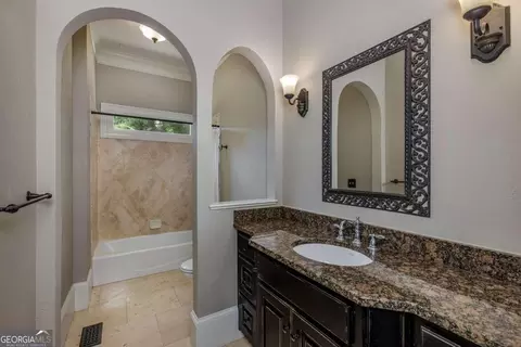 Bath - 8740 Islesworth Ct, Duluth, GA 30097 photo 1 of 6