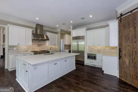 Kitchen - 8740 Islesworth Ct, Duluth, GA 30097 photo 3 of 3